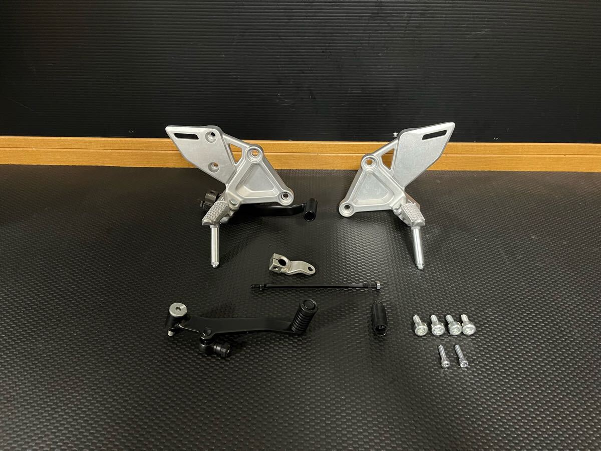 CBR650R 新車外し!! 新品同様!! 純正 ステップ プレート ペダル フルセット!! 純正戻し、ストックに! 現行 モリワキ ヨシムラ拍卖