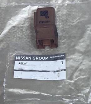 新品 純正品 NISSAN 日産 ヘッドランプリレー シルビア S15拍卖