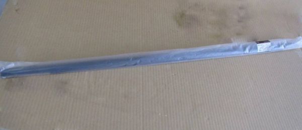 新品 純正品 MITSUBISHI 三菱 ドアウィンドウモールディング フロント 運転席側 ランサーエボリューション7,8,9 CT9A拍卖