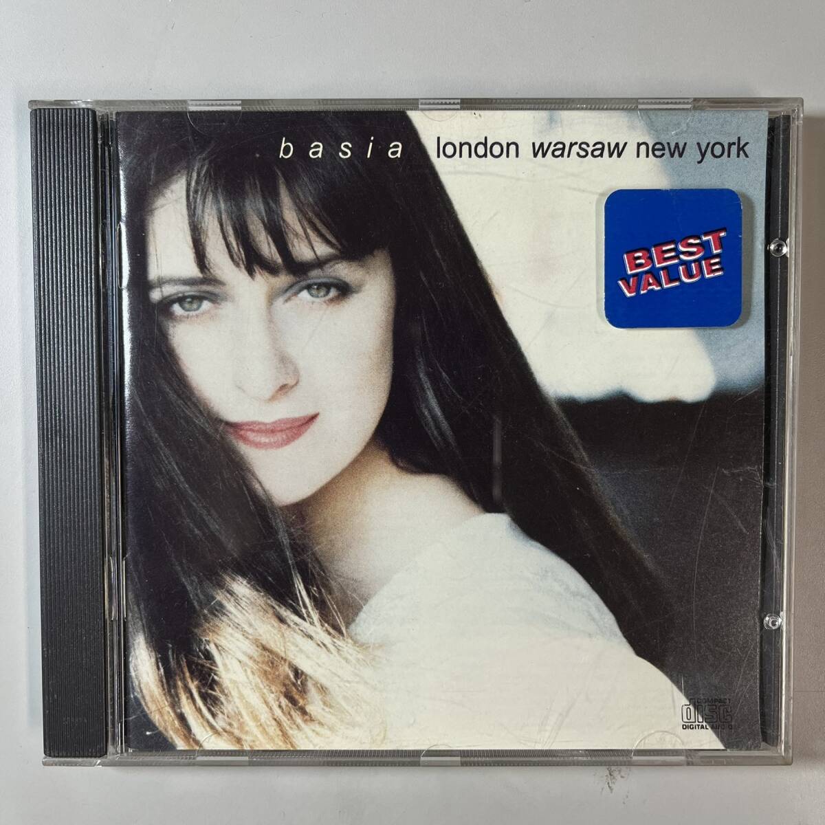 C7040 Basia / London Warsaw New York 拍卖