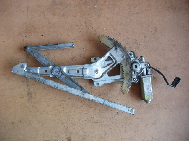 HU13/ブルーバード/右フロントドアPWモーター/右フロントドアレギュレーター/右/フロントドア/PWモーター/レギュレーター/前拍卖