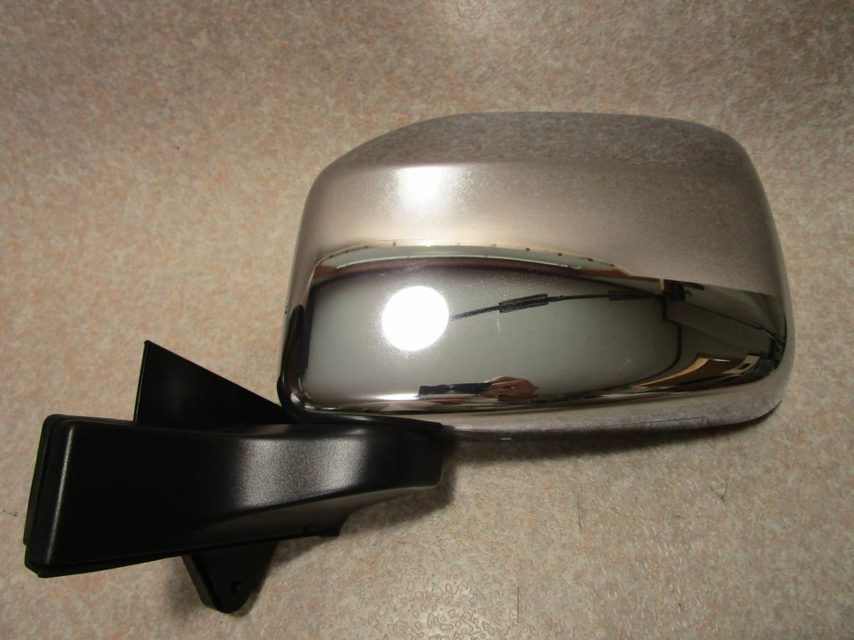 ムーヴ L150S/L160S メッキ ドアミラー 左 電格拍卖