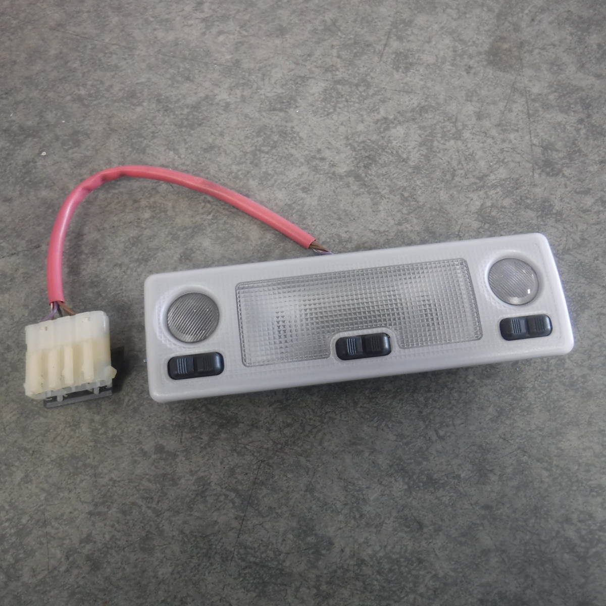 BMW3シリーズE36ルームランプ室内ルームライト318マップ ランプ318tiスポット ライト13808500部品取り車あります拍卖