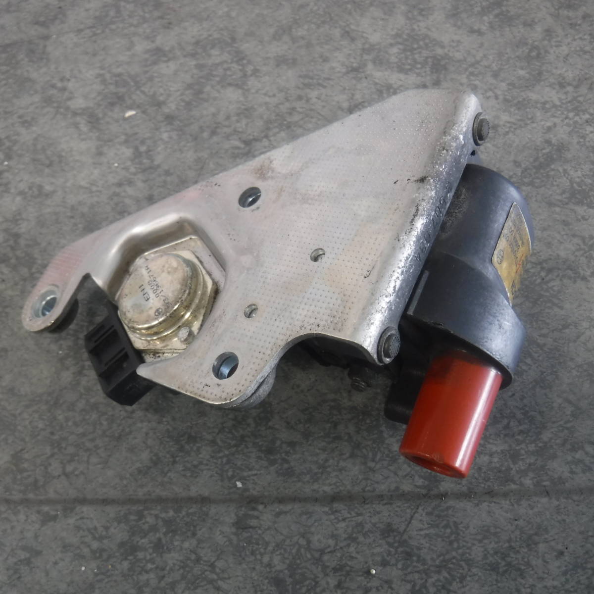 VOLVOボルボ850イグニッション点火コイル8B5252イグナイター純正コイル セダンGLE 部品取り車あります拍卖