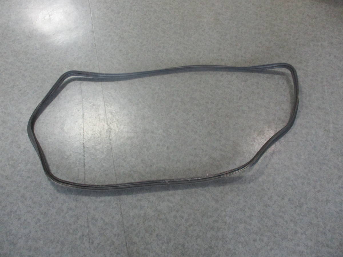 レガシーB4レガシイBE5レガシィ純正リア トランク ウェザーストリップ M264 部品取り車あります セダン リヤ トランク防水ゴム拍卖