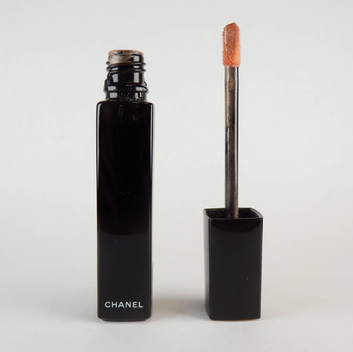 ♪★シャネル CHANEL ルージュ アリュール グロス 70 アティランス リップグロス ROUGE ALLURE EXTRAIT DE GLOSS LEVRES 拍卖