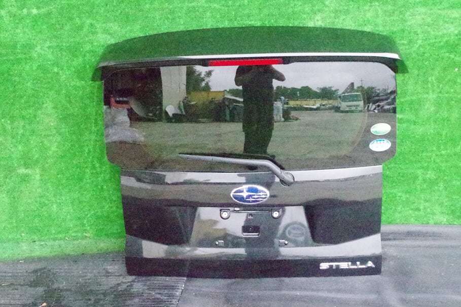 スバル ステラ LA150F バックドア (X07 ブラックマイカ)拍卖