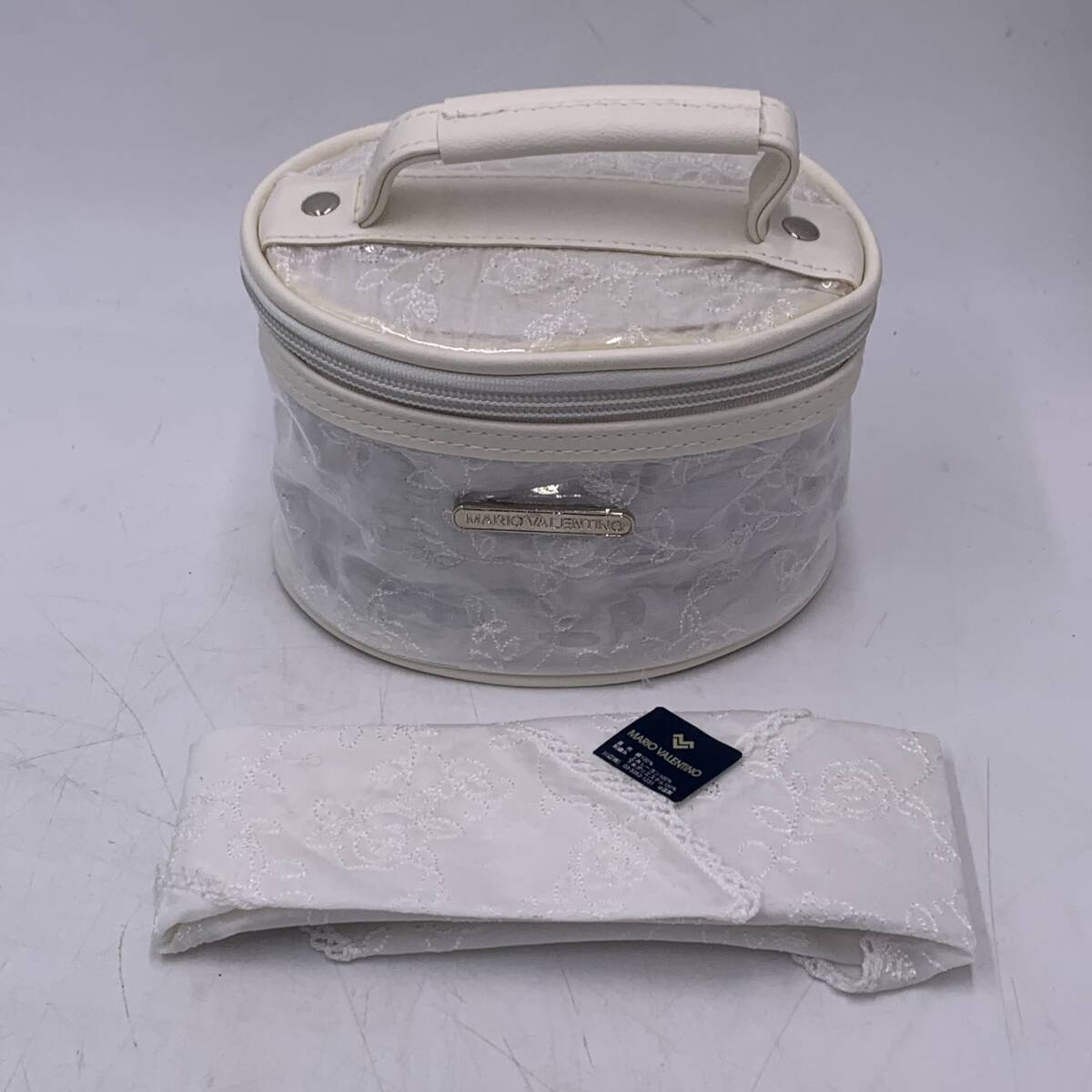 Mario Valentino/マリオヴァレンティノ ハンカチ ポーチ 白 計2点 小物入れ拍卖