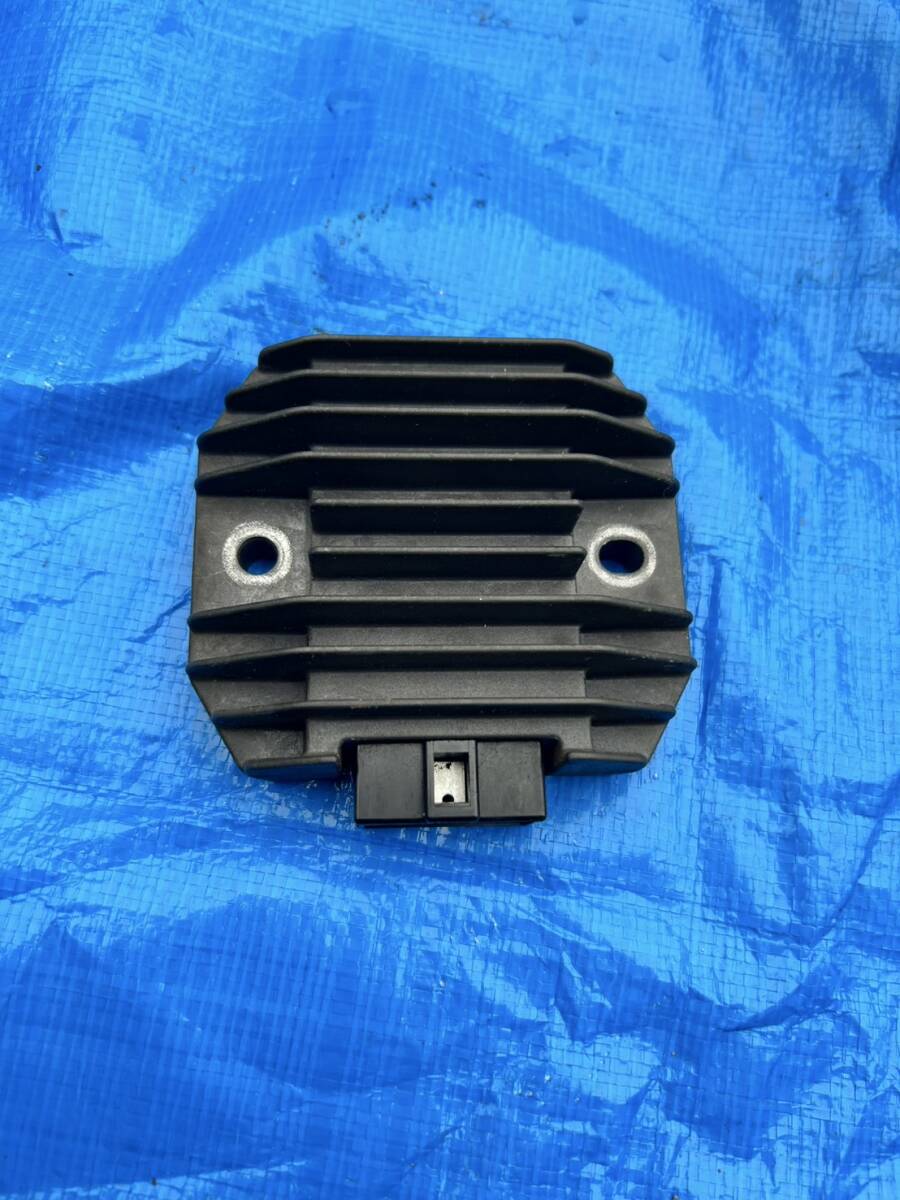 カワサキ バリオス2 ZR250B レギュレーター 252518-25 始動動画あり エンジン実働拍卖