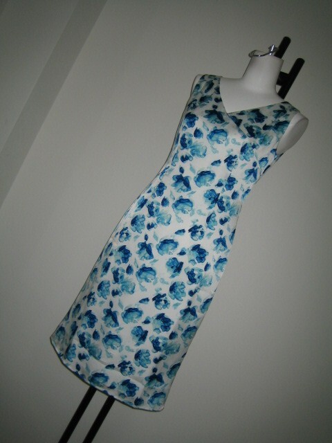 ☆☆Rue de Bリューデベー ㈱ロートレアモン カシュクールテイスト フラワーモチーフ ワンピース拍卖