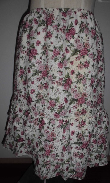 L'ESTROSE レストローズ フリルのひざ丈スカート拍卖