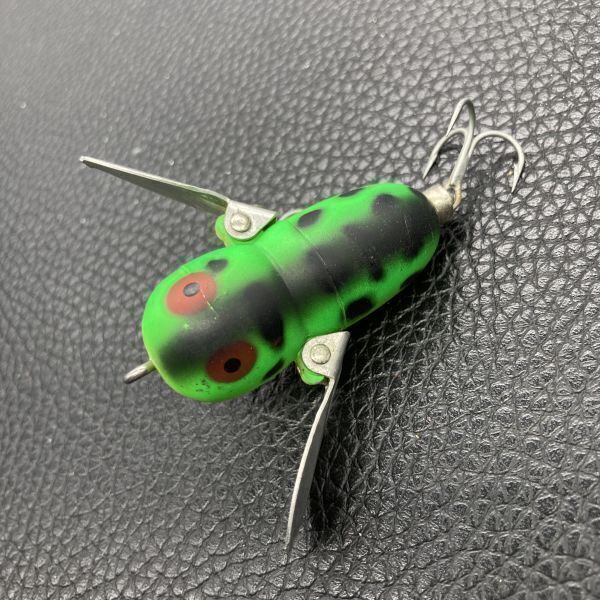 710893 ヘドン タイニー クレイジー クローラー HEDDON TINY CRAZY CRAWLER ダイリツ? オールド品拍卖