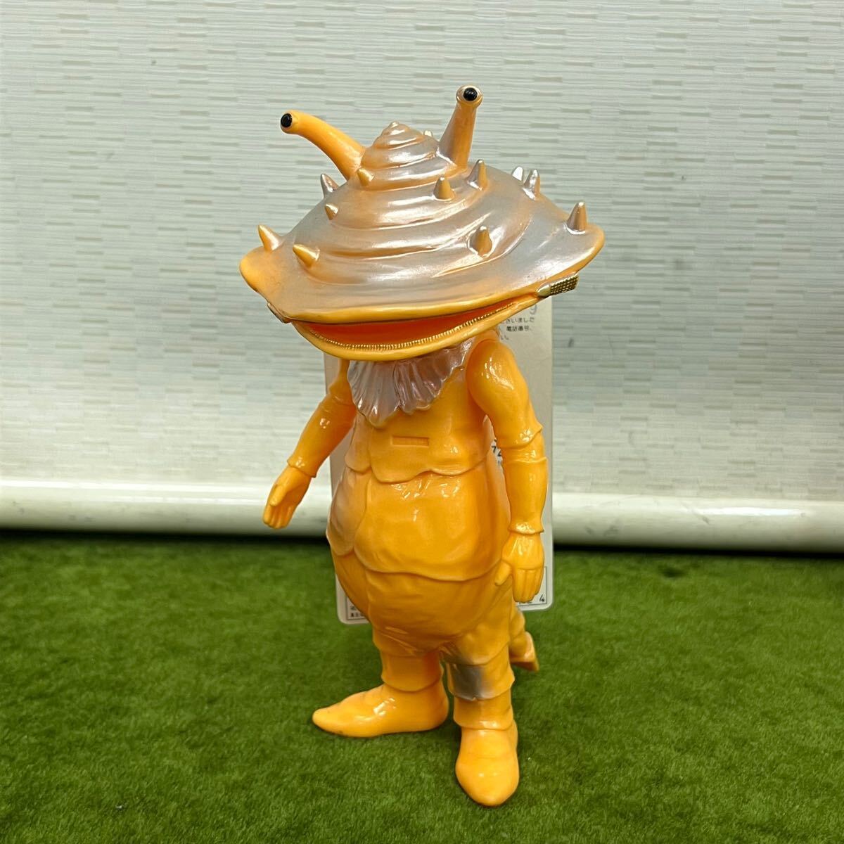 74★☆未使用品/現状渡し ソフビ/ソフビフィギュア BANDAI/バンダイ ウルトラ怪獣シリーズ 9 カネゴン イエロー カネゴン拍卖