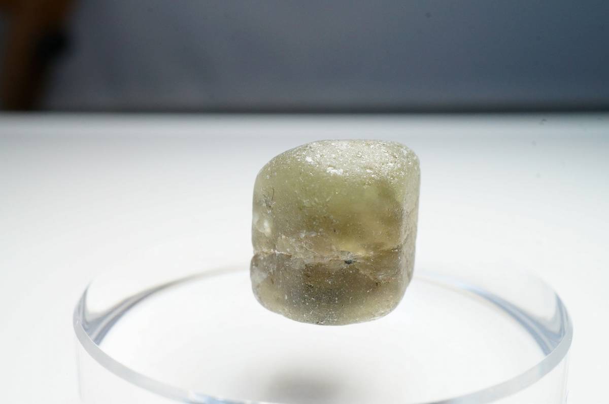 【1000円スタート~売り切り!】30年前の在庫!希少!早い者勝ち!コロンビア産上質天然エメラルド原石母岩付原石10ct拍卖