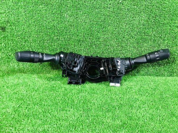 トヨタ ノア NOAH 2015年式 ワイパー&ライトコントロールスイッチ WIPER&LIGHT CONTROL SWTICH ID:3165拍卖