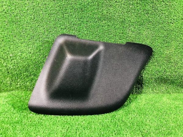 TOYOTA ノア NOAH ZRR80 2015年式 デッキサイドトリム 右 DECK SIDE TRIM RIGHT 64714-28060 ID:3205拍卖