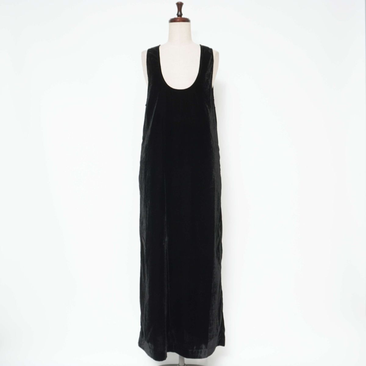 美品 anuke アンヌーク Velour Balloon Onepiece ノースリーブベロアワンピース Uネック マキシ丈 ブラック 黒 サイズ36*CD1197拍卖