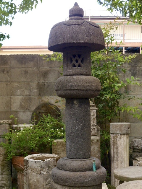 丸傘石灯籠h92cm/93kg 燈篭 坪庭 庭石 茶庭 安山岩 ガーデニング ガーデンランプ 0516b拍卖