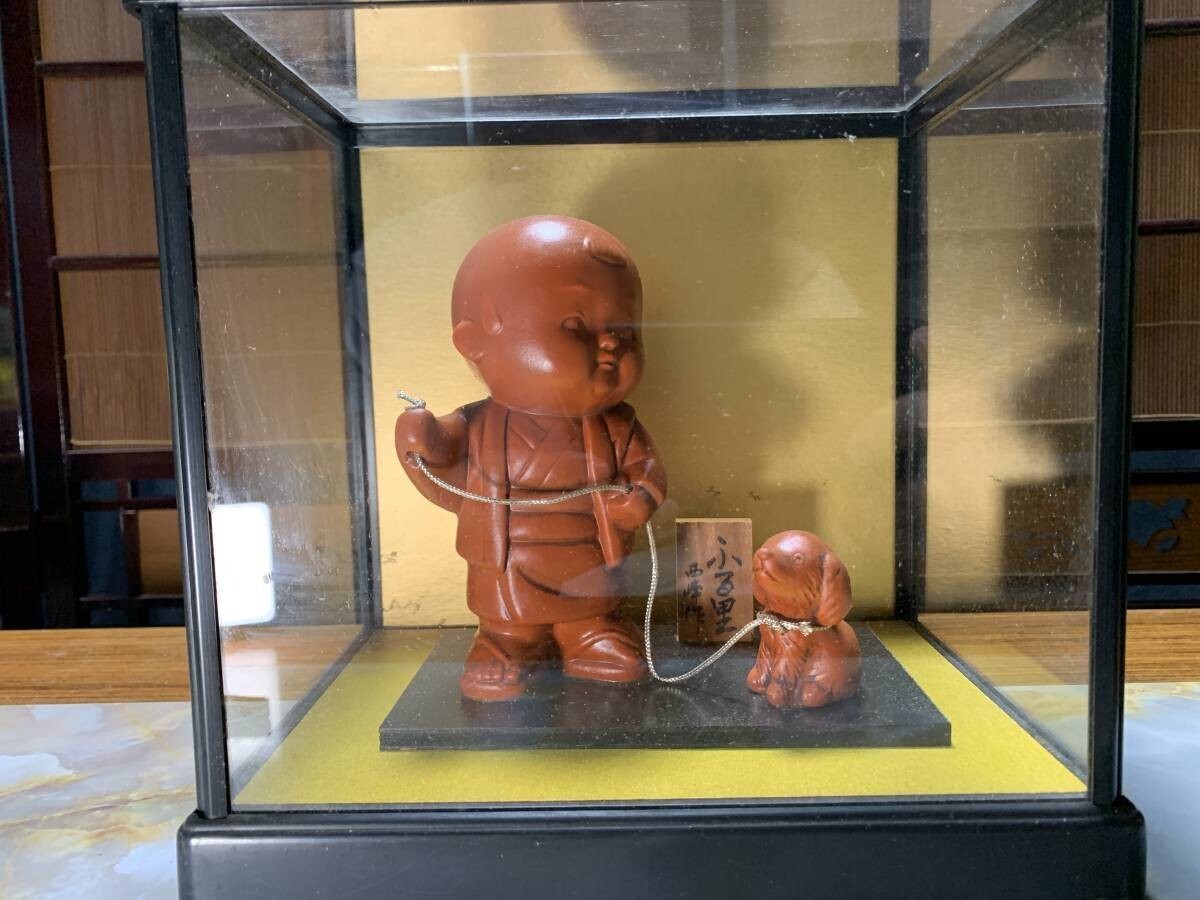 ふる里 西峰作 ショウケース ガラスケース付き 小僧 わんちゃん われもの#2fyo拍卖