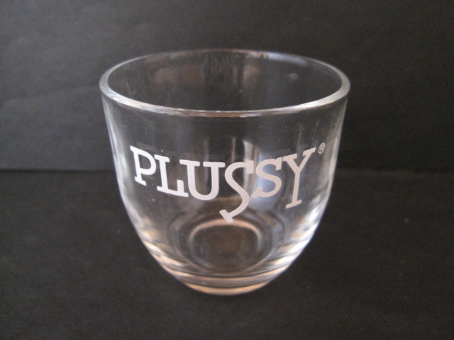 《ノベルティグッズ 懐かしい PLUSSY グラス》拍卖