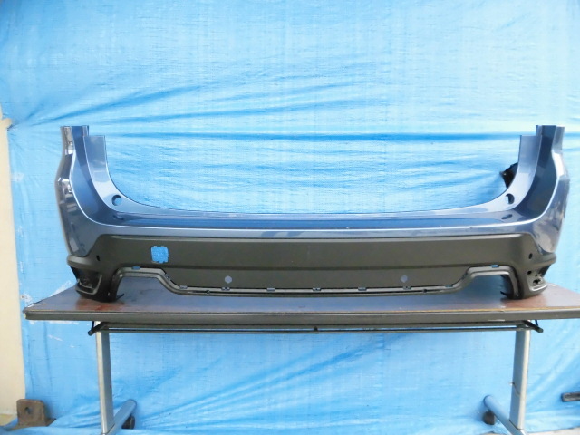 AJ622 スバル フォレスター SK9 リアバンパー 水色 57704SJ310拍卖