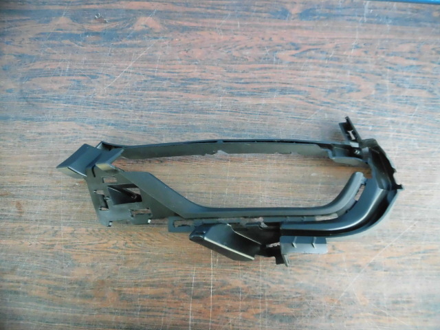 AJ700 ボルボ S90 フロントブラケット 左 31383904拍卖