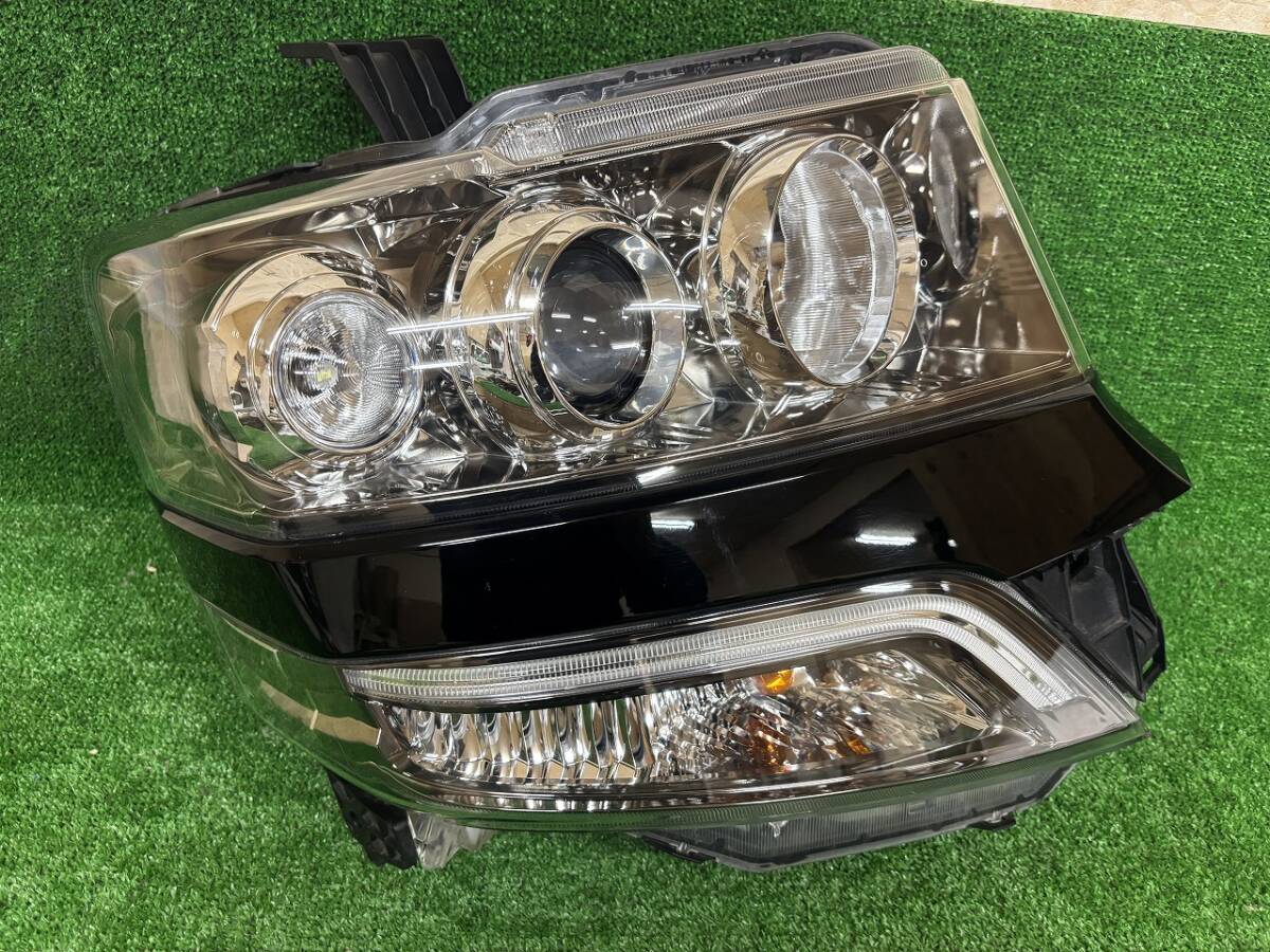 ★☆美品 N-BOX JF1/JF2 カスタム 純正右ヘッドライト KOITO 100-62038 ブルーイルミ☆★拍卖