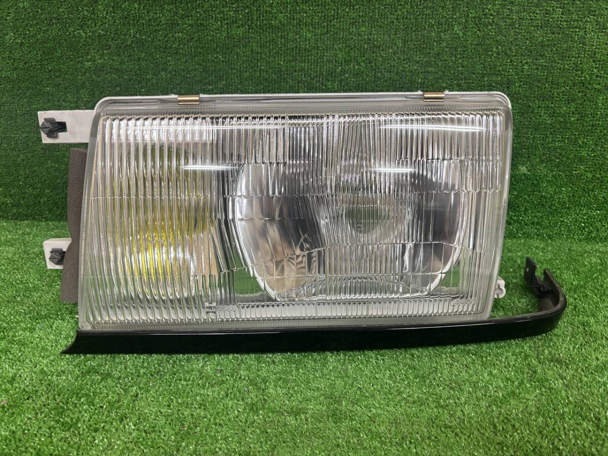 ★☆セドリック Y31 H7年 クラシックSV 純正左ヘッドライト ICHIKOH 1462☆★拍卖