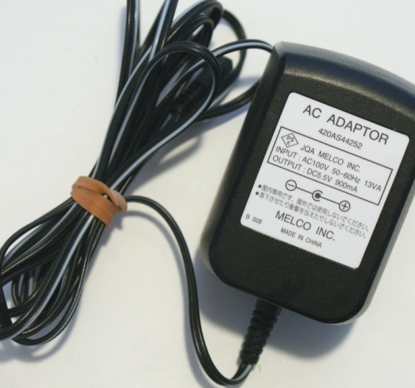 ((送料無料)即納 BUFFALO【ACアダプターDC5.5V0.9A】【420AS44252】 ☆ 動作OK拍卖