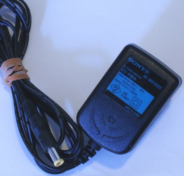 ((送料無料))SONY ACアダプタ AC-MS1202S 動作OK拍卖