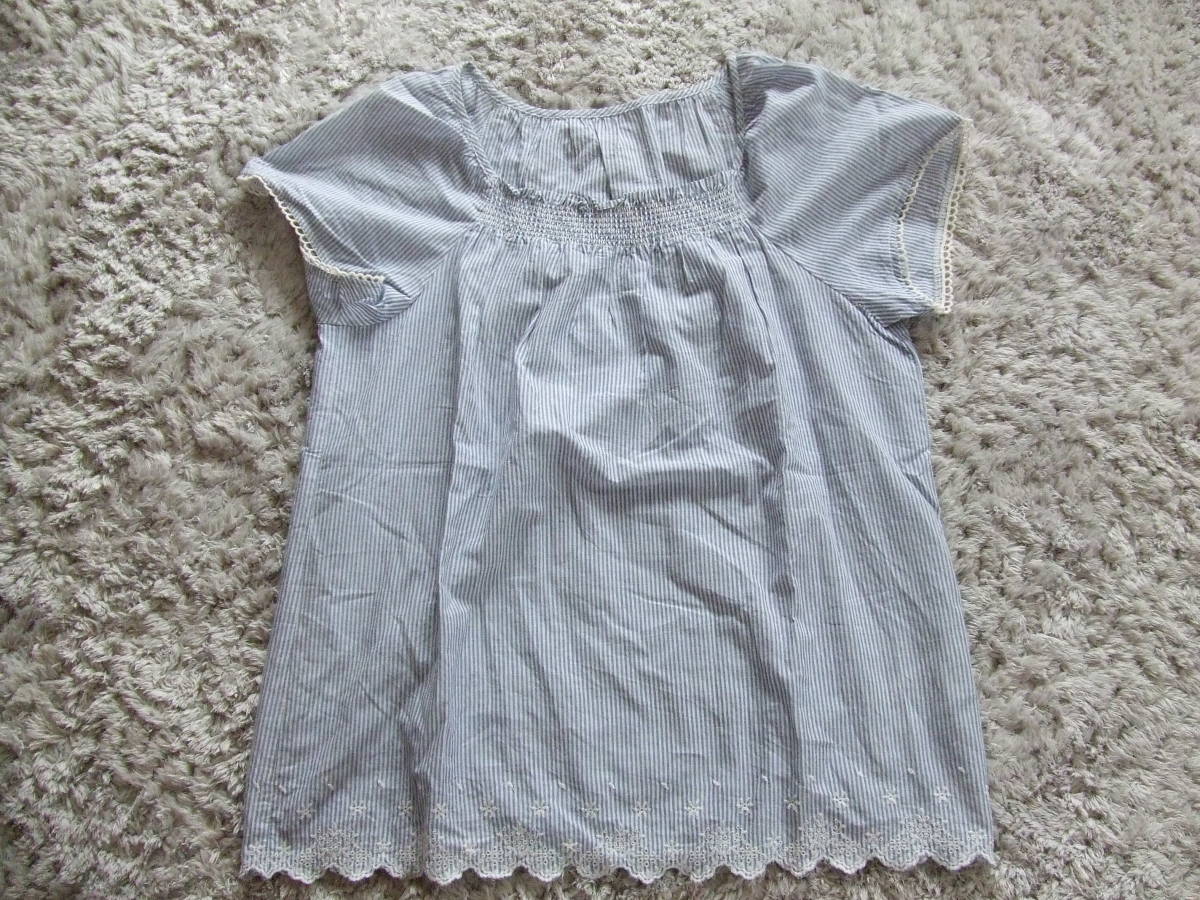 アースミュージックアンドエコロジー*earth music&ecology*爽やかストライプ半袖カットソー*ふんわりシルエット*可愛い刺繍*拍卖