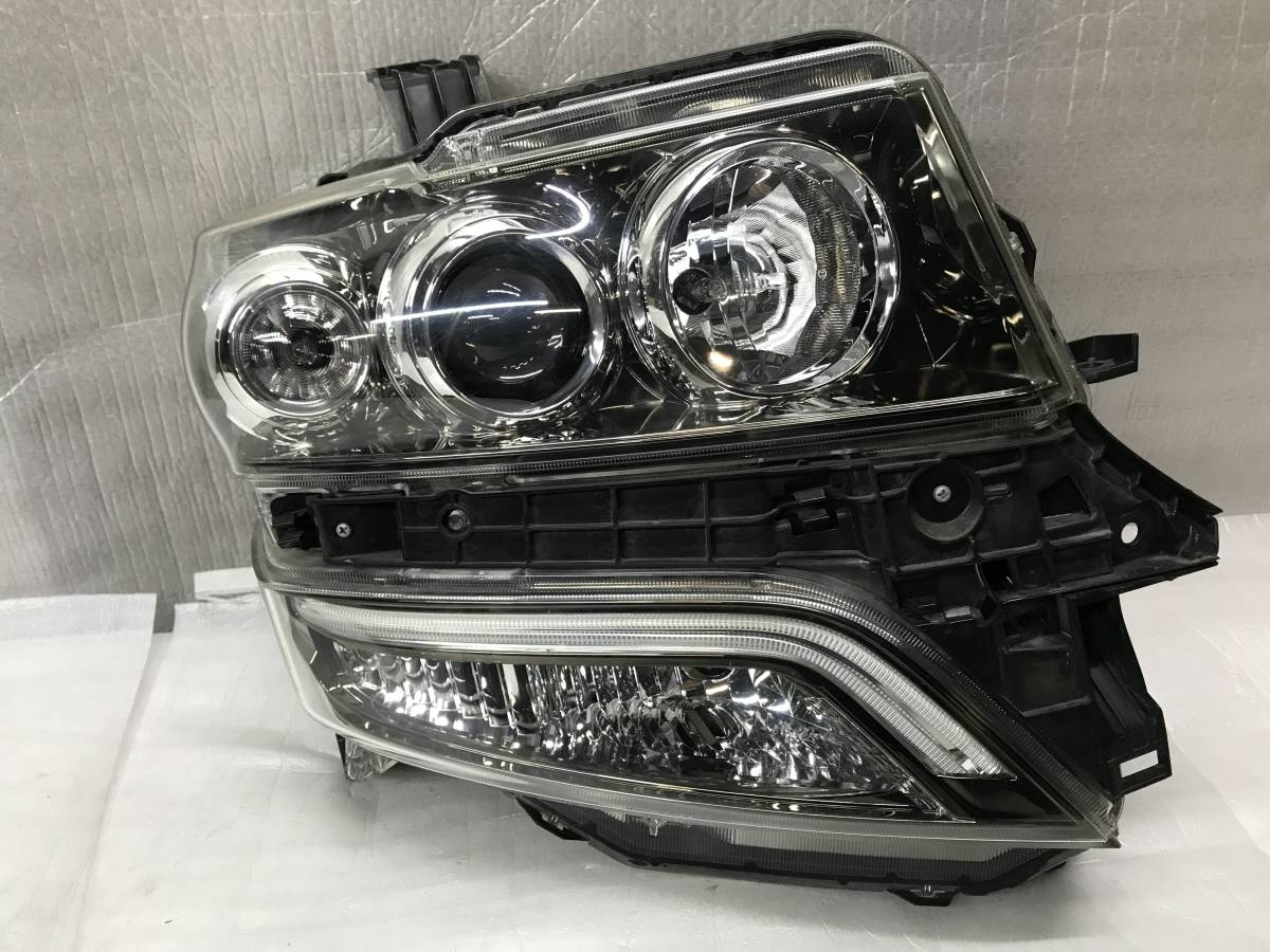 ○JF1 JF2 N BOX Nボックス カスタム 純正 ヘッドライト HID 中古 KOITO 100-62038 刻印④拍卖