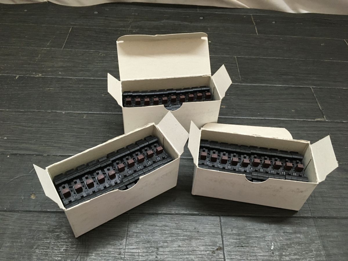 DD3080 SIEMENS 3SB3400-OA コンタクトブロック1 NO+1NC ネジターミナル 3点(箱)まとめて レア品 未使用品/60拍卖