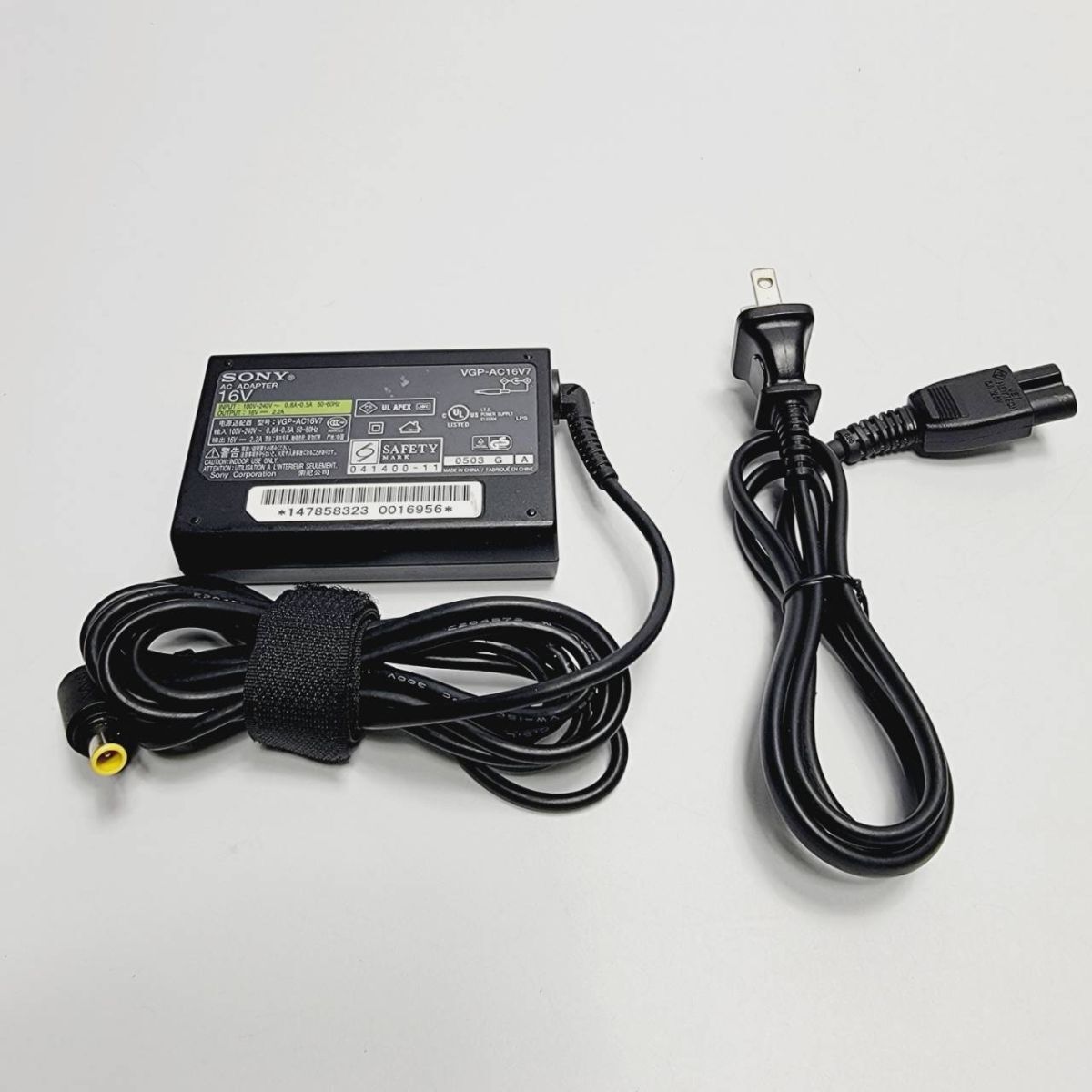 ●ACアダプタ●SONY●ノートパソコン向け ソニー VGP-AC16V7 16V 2.2A 電源 中古品 部品・パーツ関連商品 D5/k63854-52拍卖