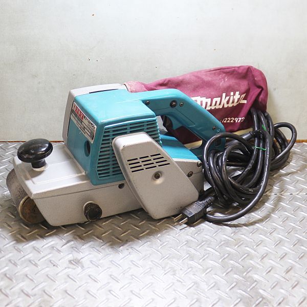 【新潟発】マキタ 電気ベルトサンダ 9402 makita ベルトサンダー サンダー 研磨 仕上げ 木工 大工 切削 木材 ベルト 工具 中古 北陸拍卖