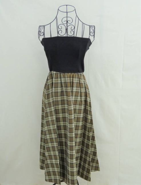 ya32 【新品・定9,500円】エベルモーション チューブトップチェックスカート拍卖