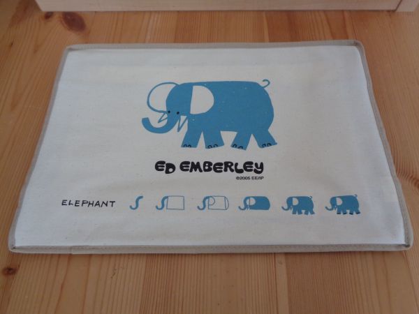 *かわいい雑貨屋さん* エド・エンバリー ED EMBERLEY 小さなアーティストのためのお道具箱 文具ケース 知育拍卖