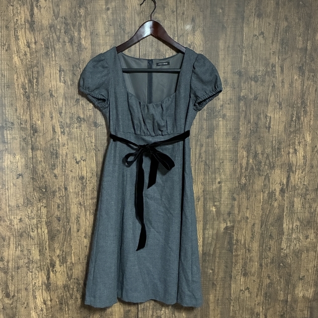 A434◇L'EST ROSE | レストローズ リボンワンピース グレー×ブラック レディース 2サイズ 中古品拍卖