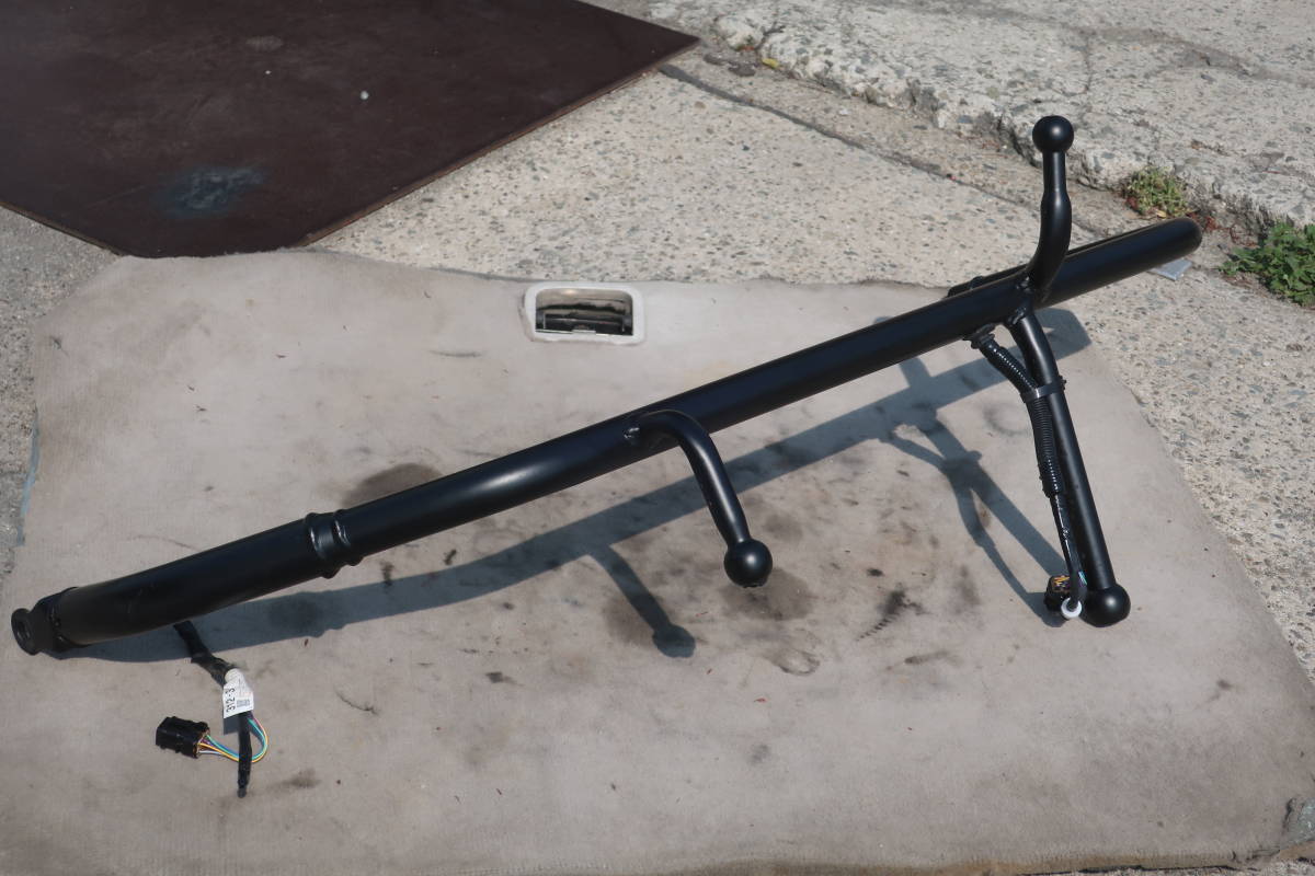 R2 2PG-CYJ77C ISUZU GIGA いすゞ ギガ 10t 4軸低床 (ダンプ , トレーラー 等) 純正 左側 ミラーステー ミラーブラケット 新車外し! NO27拍卖