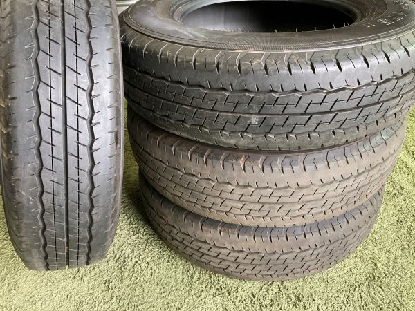 送料無料 中古タイヤ ダンロップ SP175N 195/80R15 107/105 LT ハイエース レジアス キャラバンなど 2拍卖