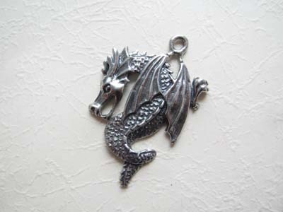 羽ばたきドラゴン 後ろ向き ペンダントヘッド拍卖