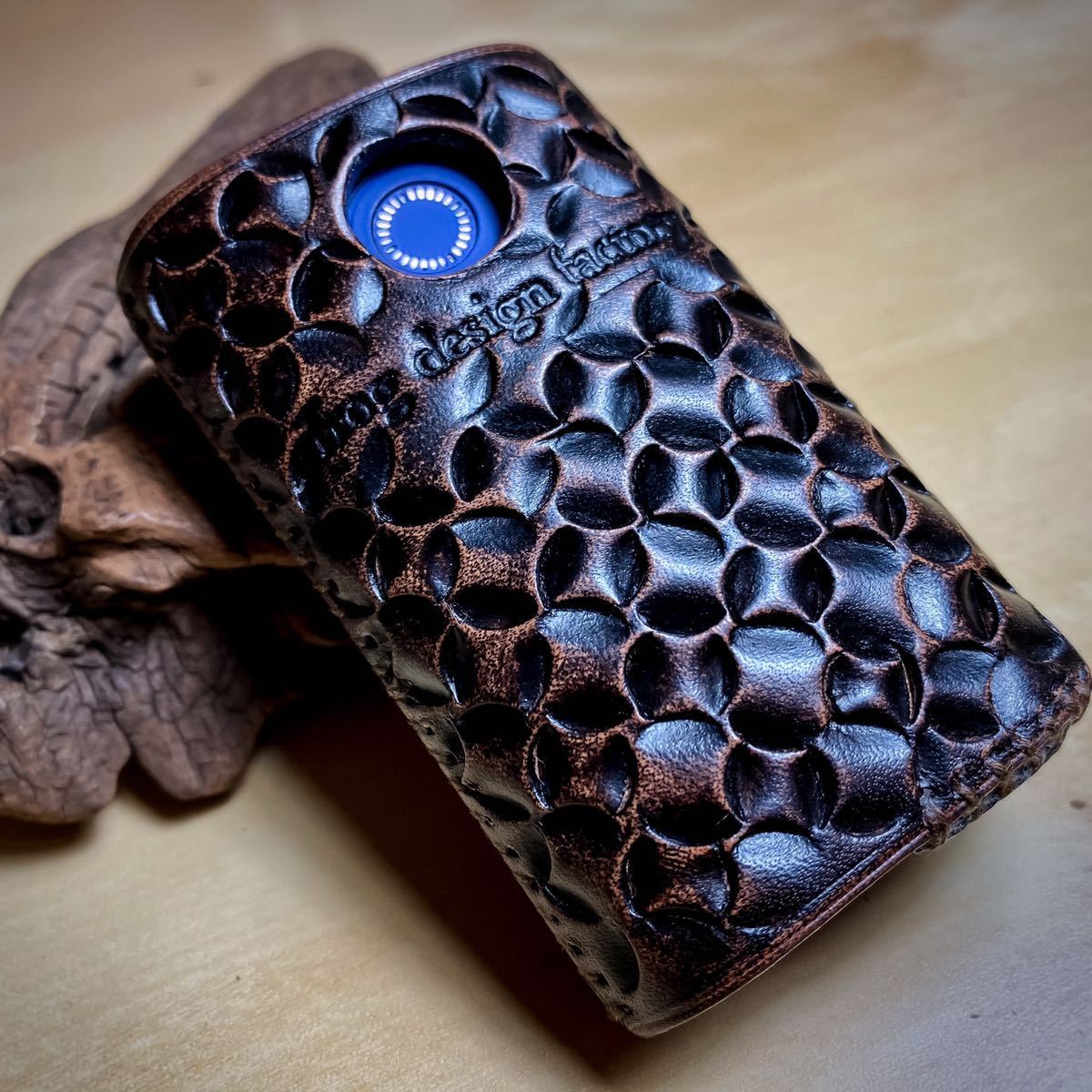 【glo hyper / glo hyper plus】グローハイパー グローハイパープラス 本革製ケース Under Cut basket拍卖