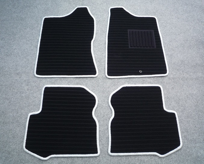 ジムニー ランドベンチャー JB23W AT/MT ◇縁糸カラー変更OK◇ フロアマット 新品 GH-kwh拍卖