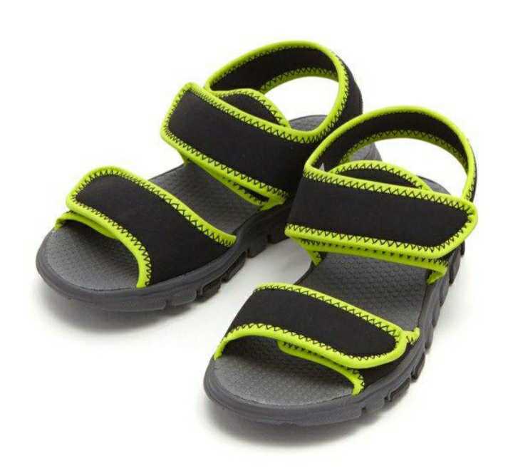 最値定価3289円!新品!正規品!リーボック ウェイブグライダー アウトドア サンダル 水陸両用 キッズ 子供靴 ユニセックス ブラック 20cm拍卖