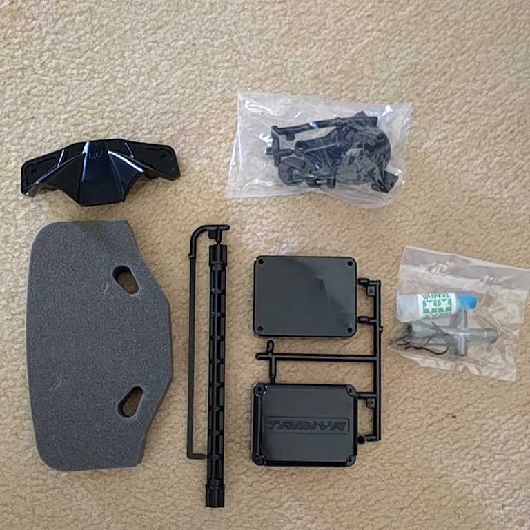 タミヤ 1/10 TT02 シャーシー ウレタンバンパー アンプ防埃カバー ドライブシャフト ホイールレンチ モーターマウント他拍卖