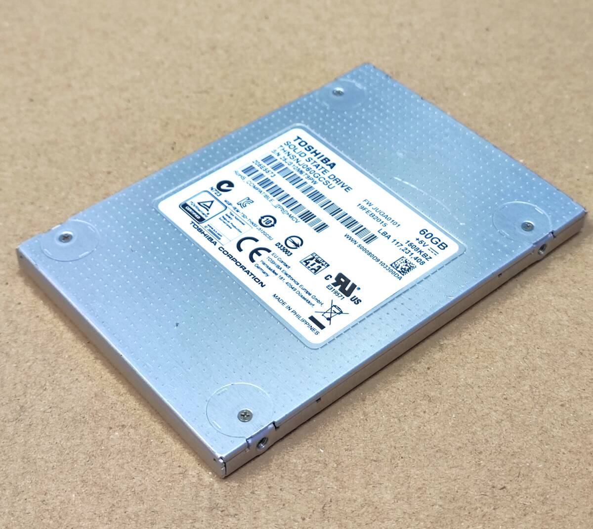 【中古パーツ】2.5インチ SATA SSD 60GB 1台 正常 TOSHIBA THNSNJ060GCSU 使用時間27349H ■SSD7522拍卖