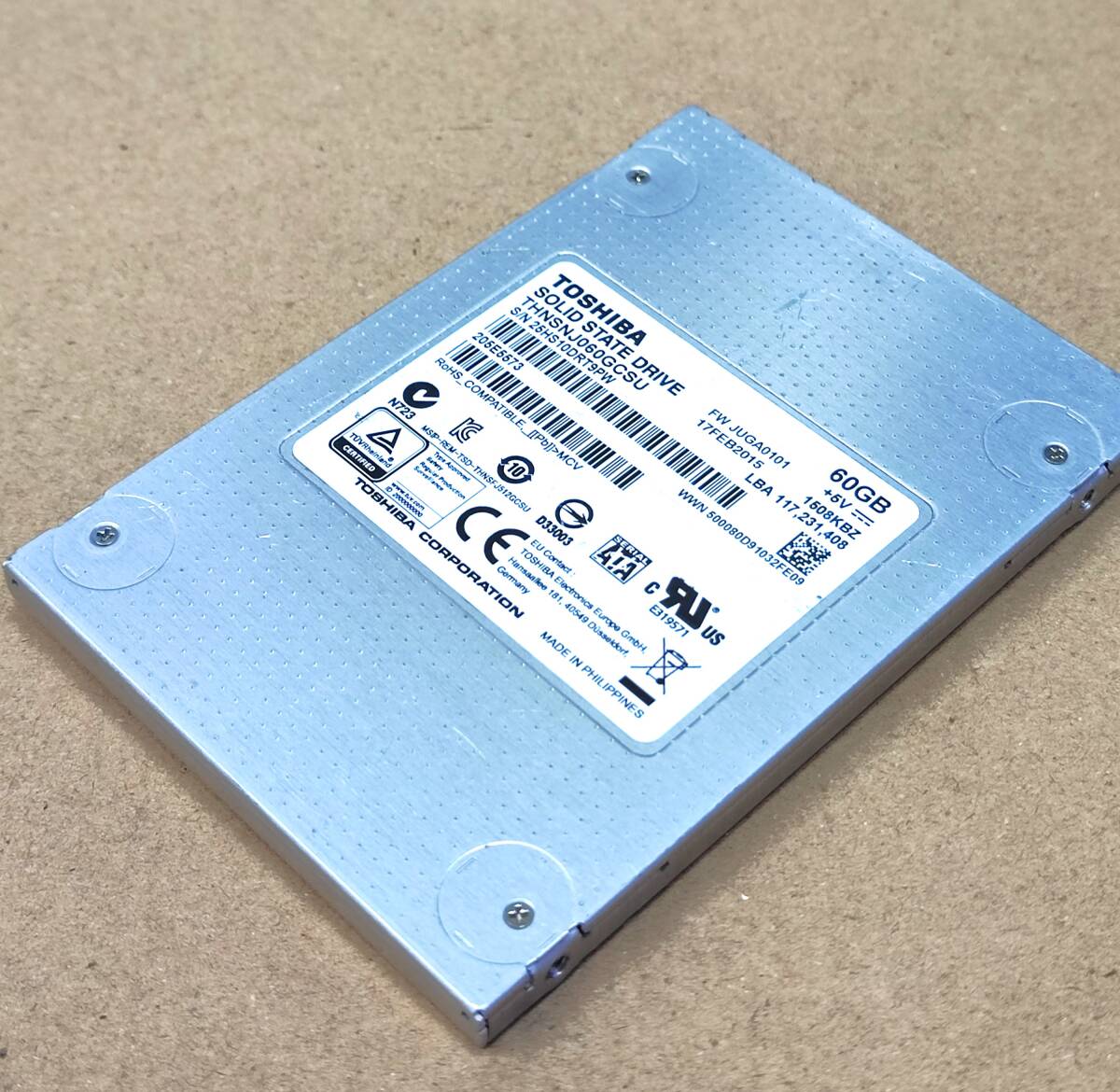 【中古パーツ】2.5インチ SATA SSD 60GB 1台 正常 TOSHIBA THNSNJ060GCSU 使用時間34133H ■SSD7526拍卖