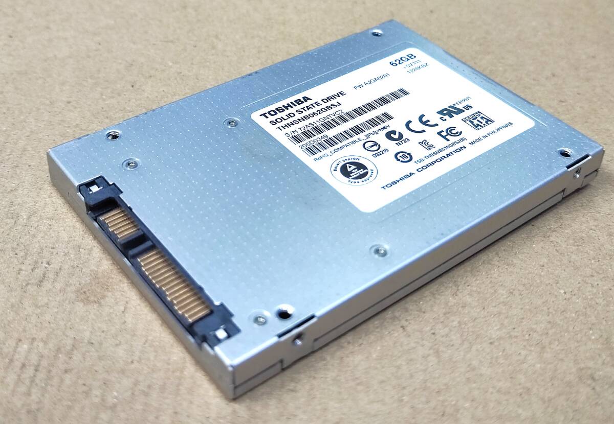 【中古パーツ】2.5インチ SATA SSD 62GB 1台 正常 TOSHIBA THNSNB062GBJ 使用時間50304H ■SSD7541拍卖