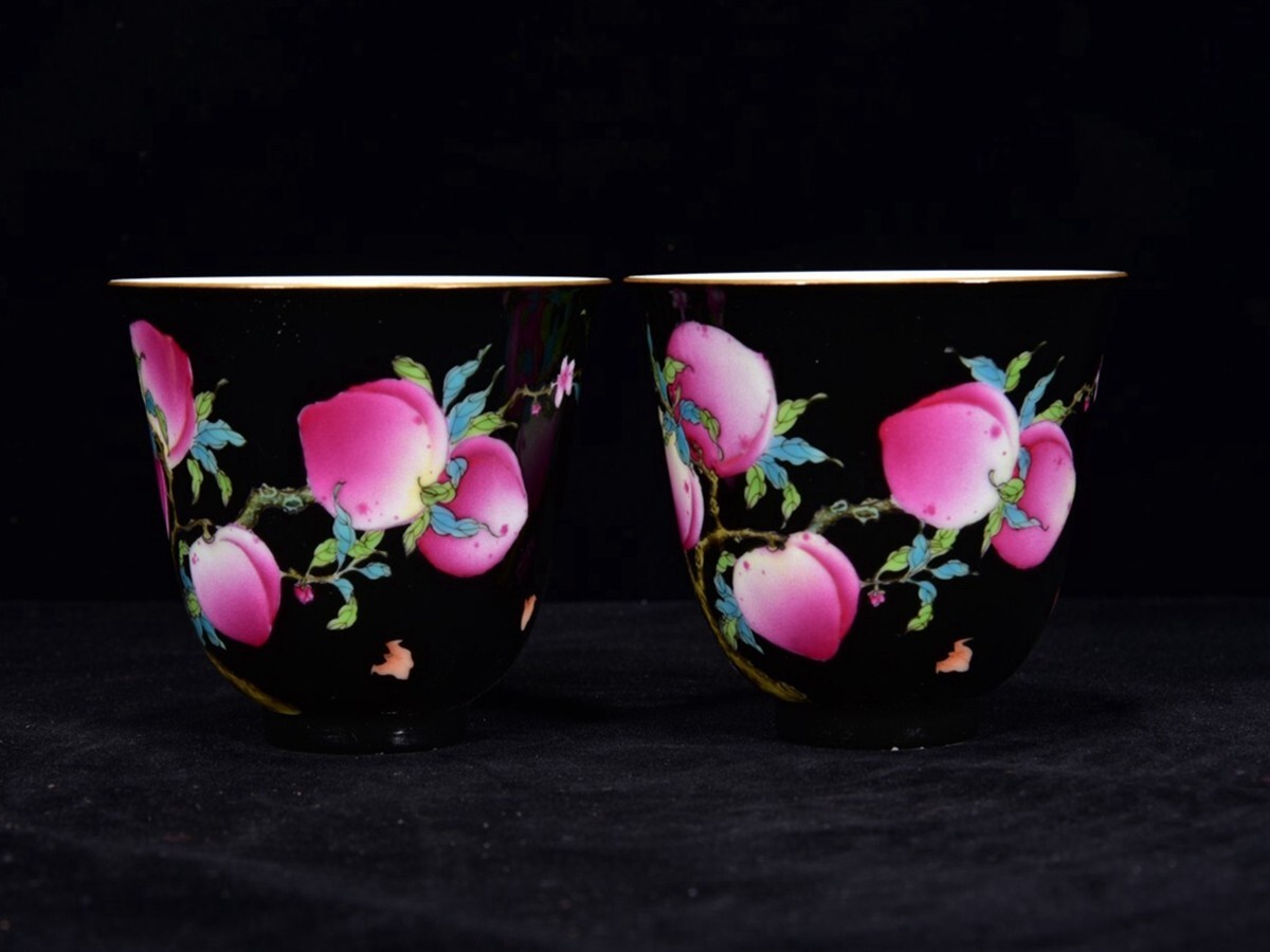 「清 雍正年製 陶磁器 粉彩九桃紋碗一対」染付 置物 擺件 古賞物 中国古美術 旧蔵出拍卖