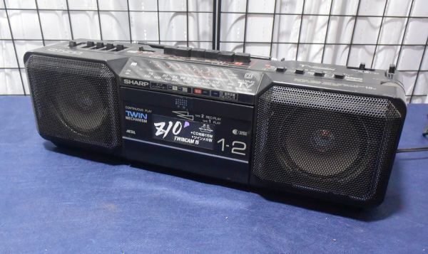 ★秋セール★シャープ SHARP QT-Z10 ラジカセ ダブルカセット【ジャンク】拍卖